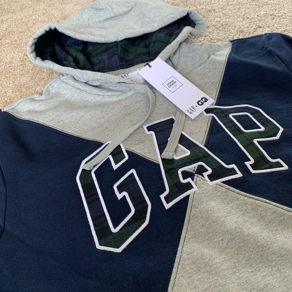 Gap + GQ Opening Ceremony Pullover (Rare Item)